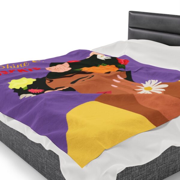 'Shine & Sparkle' Velveteen Plush Blanket - Image 23